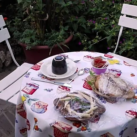 Mulargia Bed and Breakfast 4*