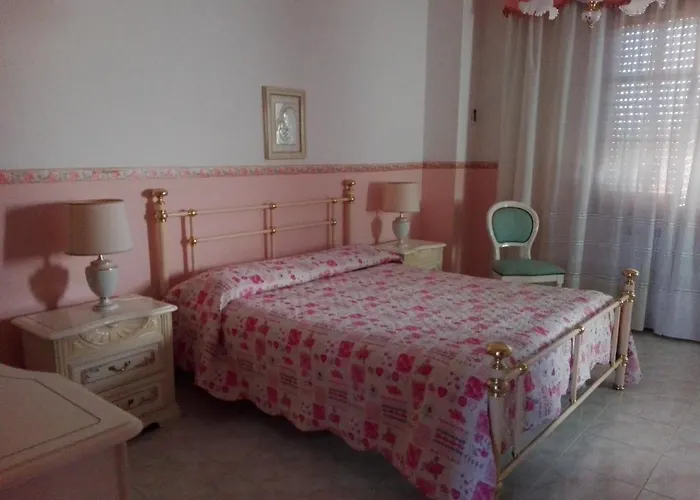 Mulargia Oda ve Kahvaltı Siurgus Donigala